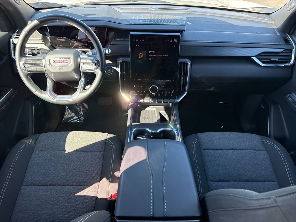 Used 2025 GMC Acadia Elevation FWD image 13