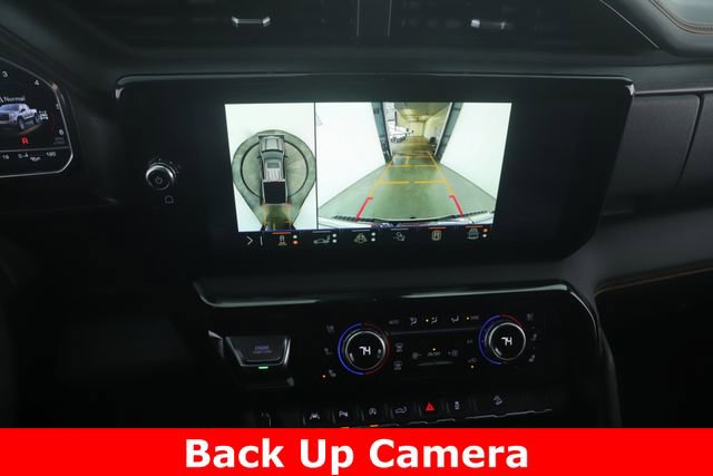 Used 2025 GMC Sierra 1500 AT4 w/ Technology Package AWD/4WD image 25