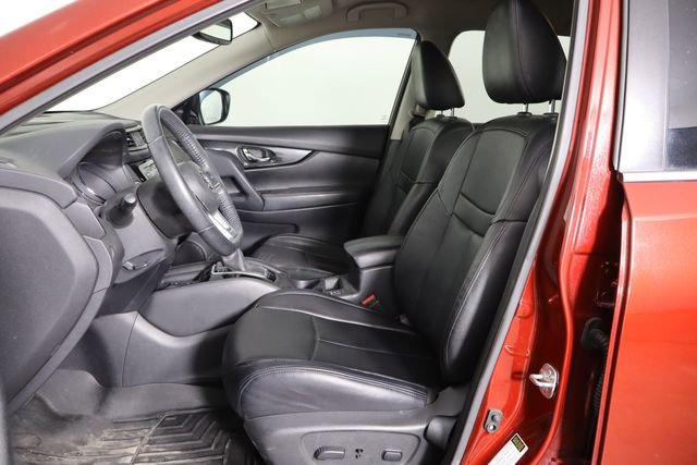 Used 2020 Nissan Rogue SL FWD image 16