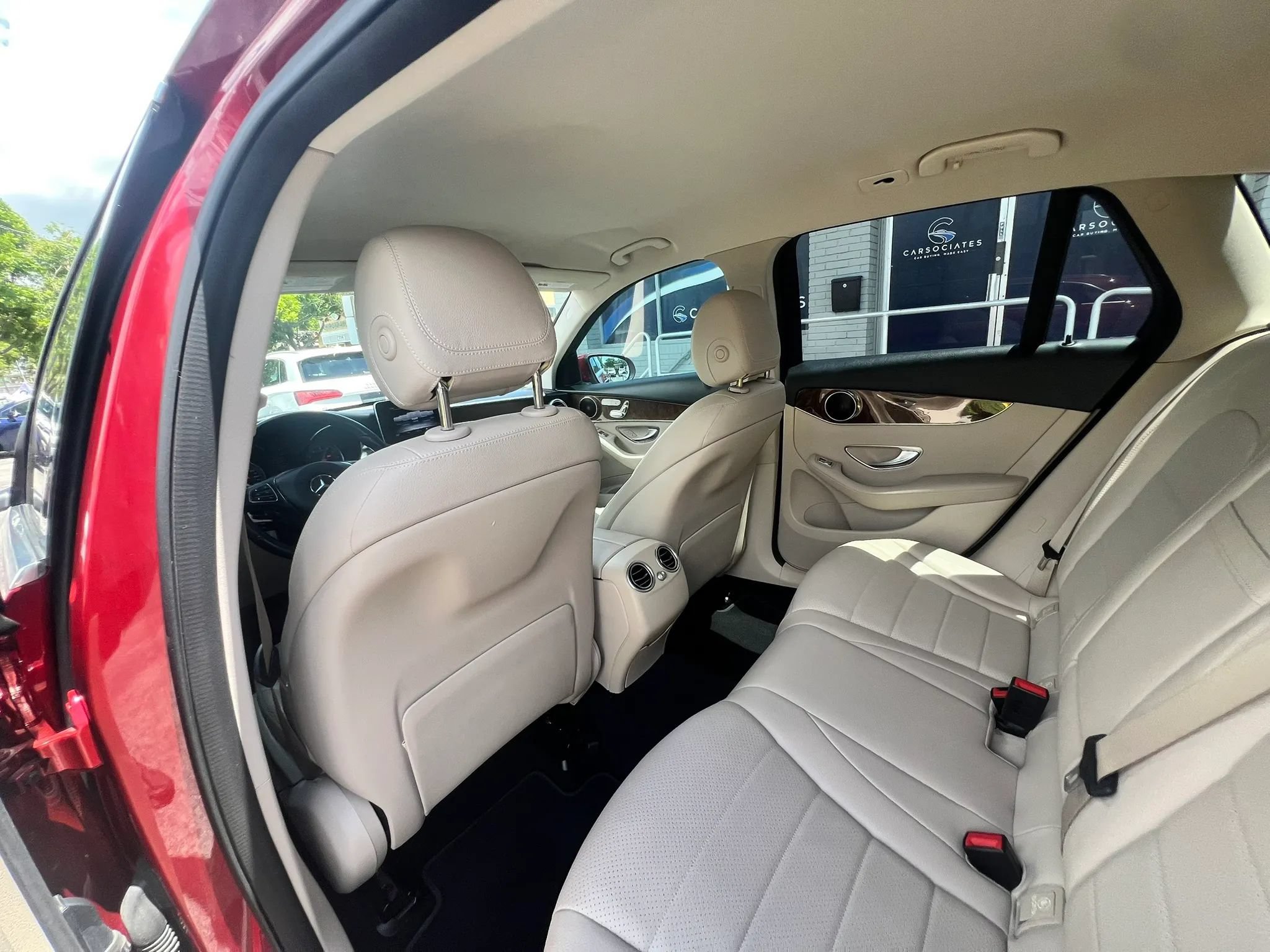 Used 2019 Mercedes-Benz GLC 300 image 25