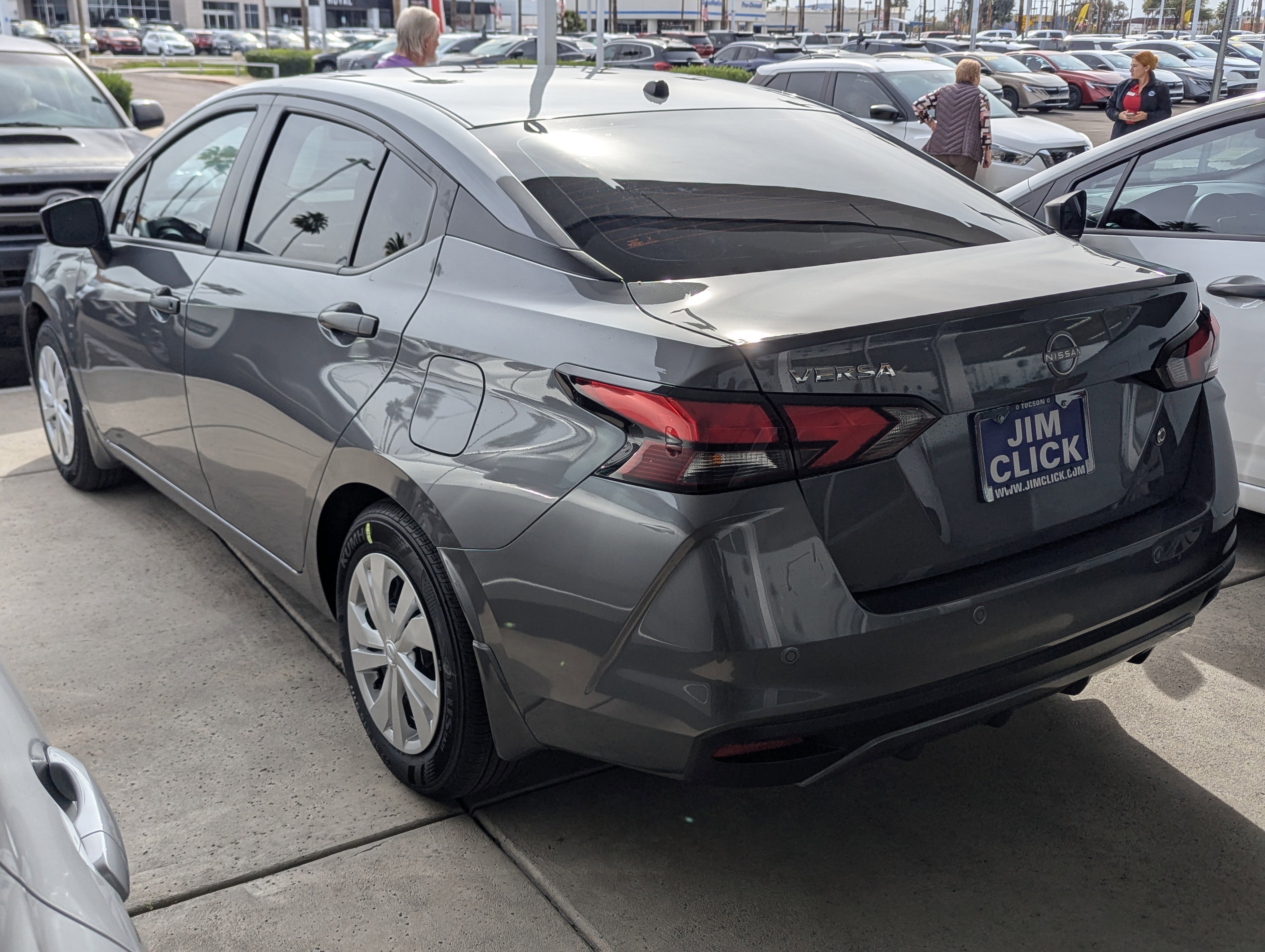 New 2025 Nissan Versa S image 4