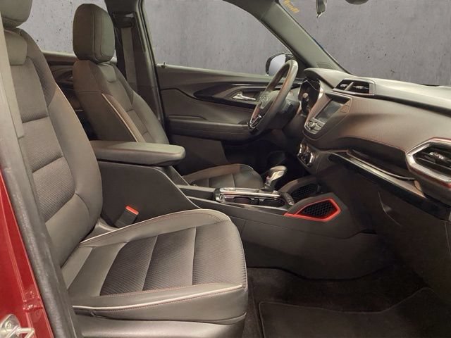Used 2022 Chevrolet TrailBlazer RS FWD image 21