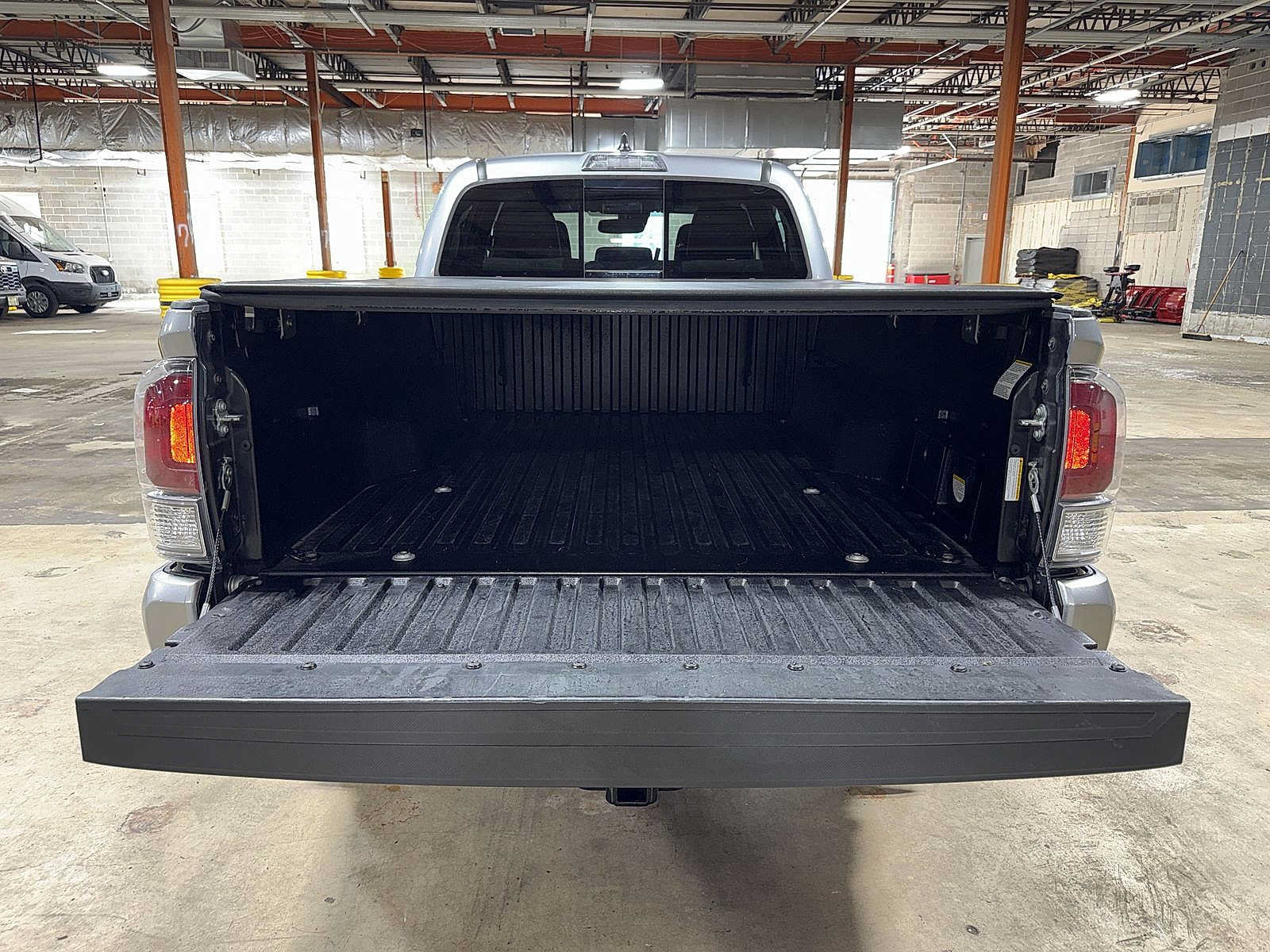 Used 2021 Toyota Tacoma TRD Sport AWD/4WD image 11