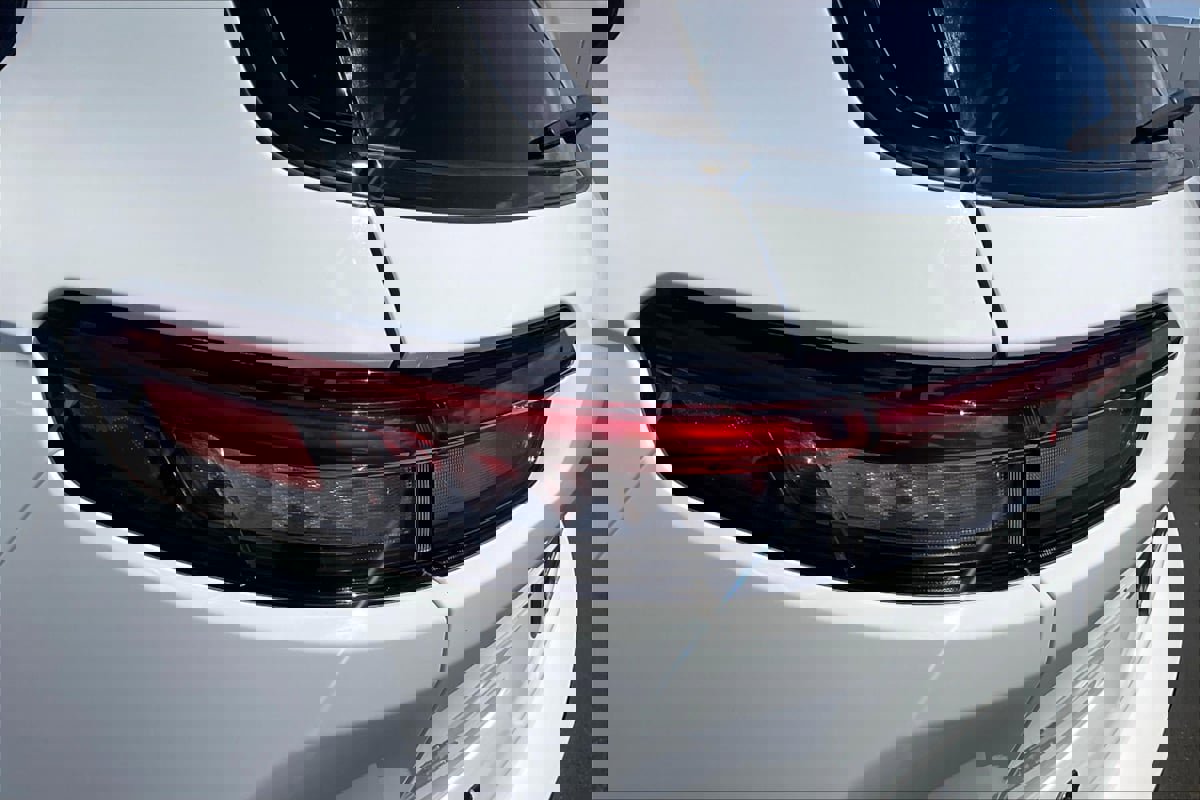 Used 2024 Jeep Grand Cherokee L Laredo image 26