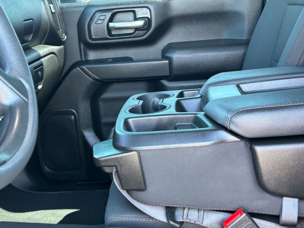 Used 2024 Chevrolet Silverado 2500 Custom image 10