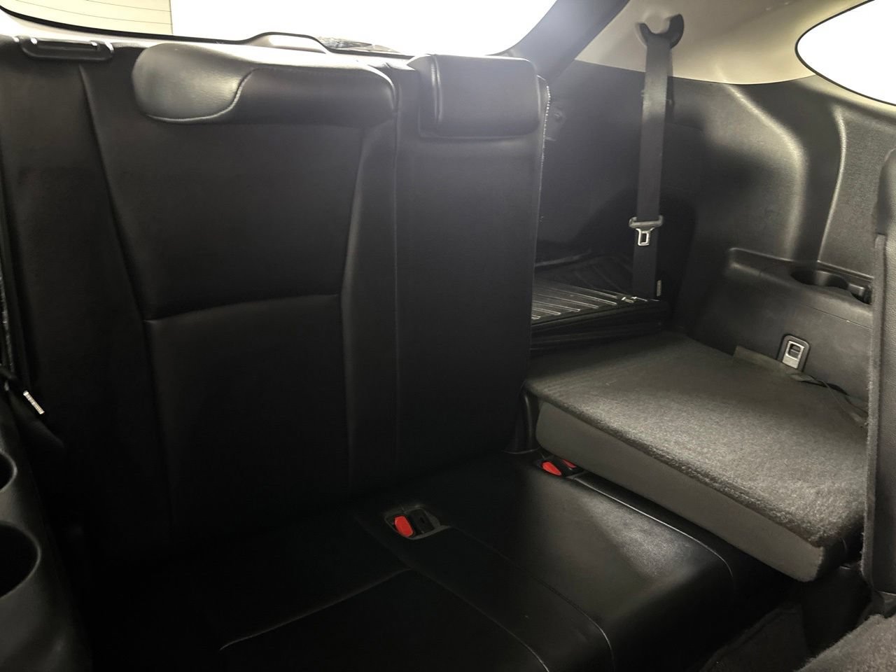 Used 2021 Toyota Highlander XLE FWD image 29