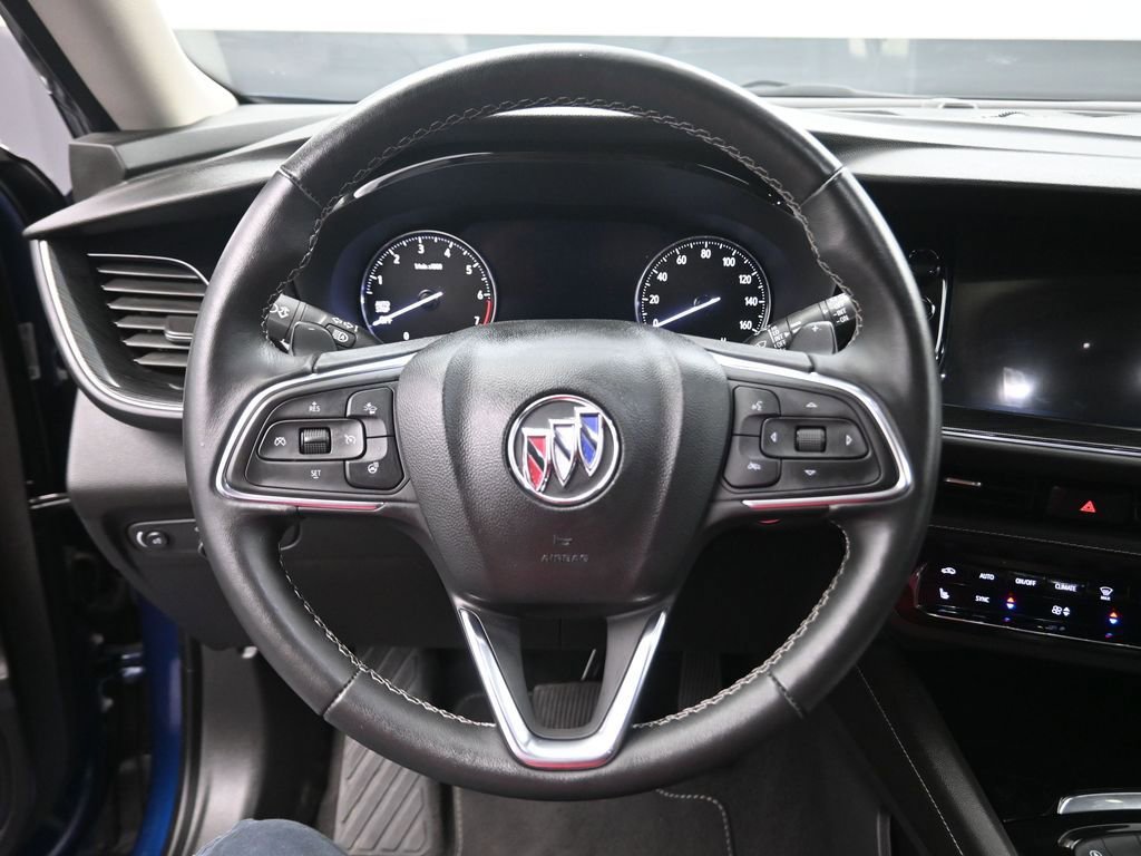 Used 2023 Buick Envision Essence image 6