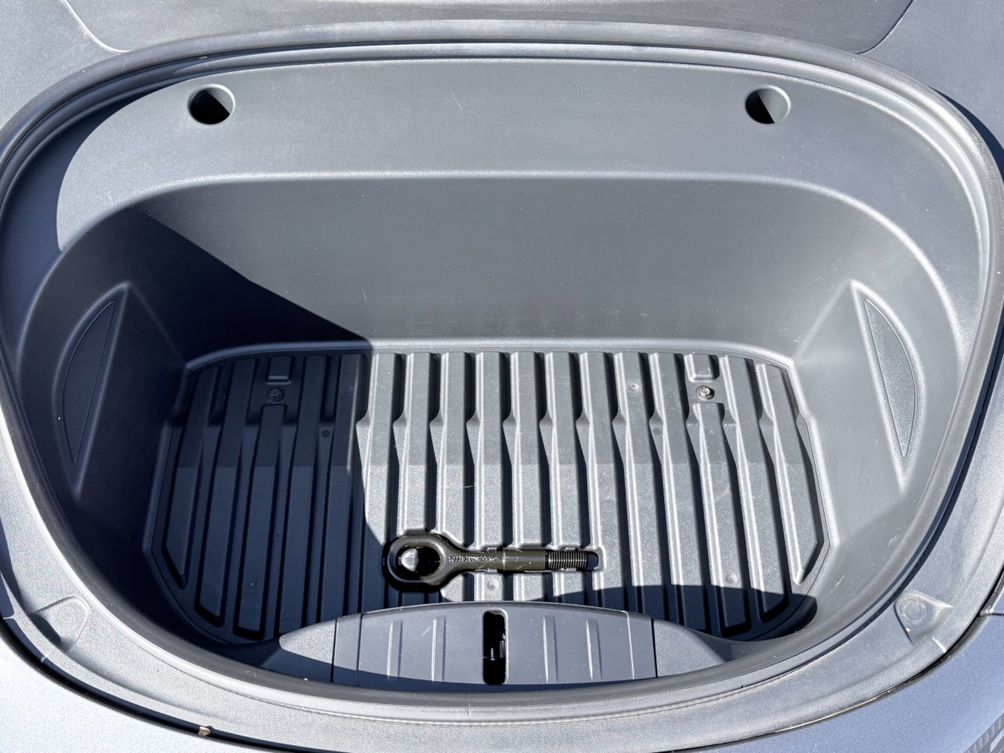 Used 2023 Tesla Model 3 Standard Range image 16