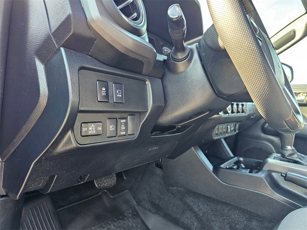 Used 2023 Toyota Tacoma TRD Off-Road image 21