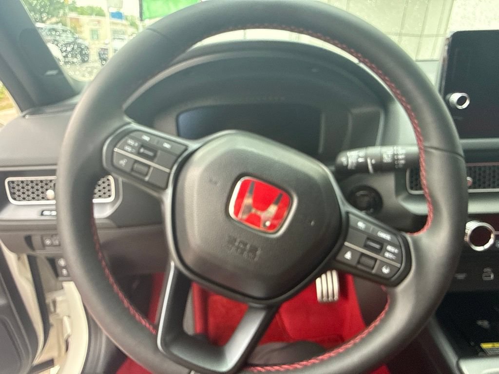 Used 2025 Honda Civic Type R image 15