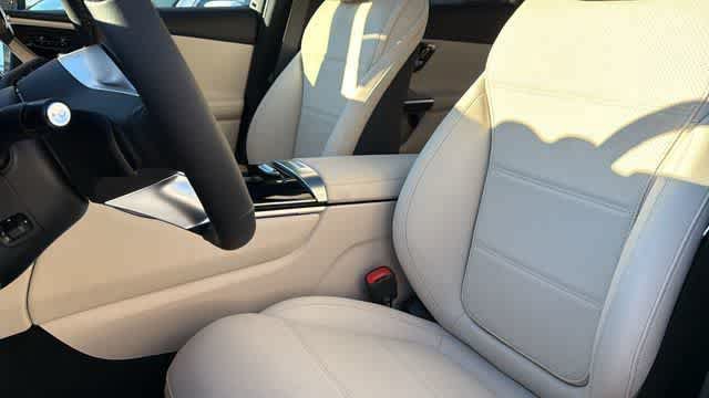 Certified 2026 Mercedes-Benz GLC 300 4MATIC image 10