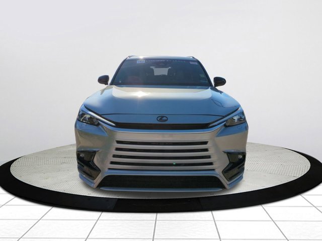 Used 2025 Lexus TX 500h AWD image 9