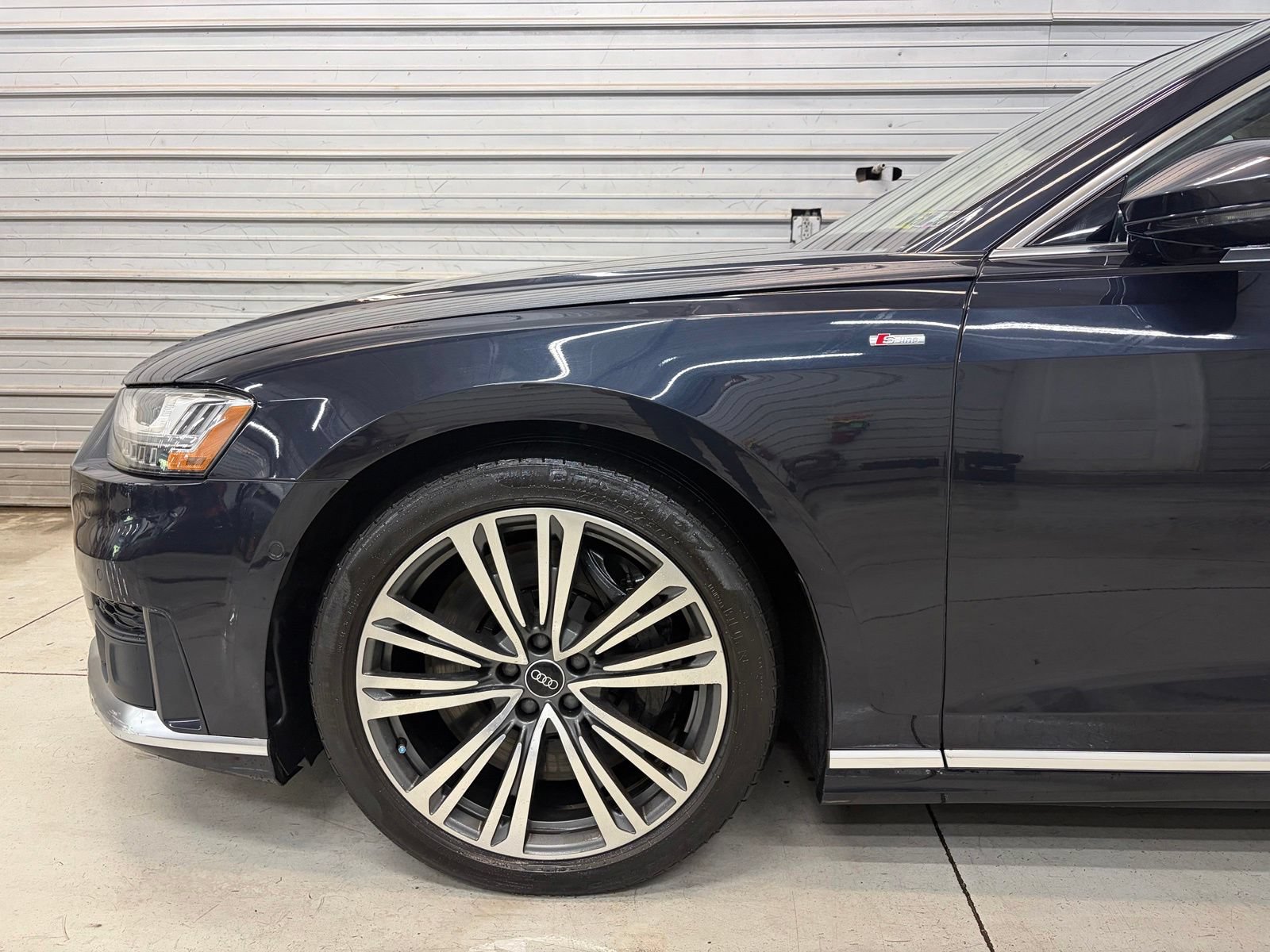 Used 2021 Audi A8 L 4.0T w/ Luxury Package AWD/4WD image 4