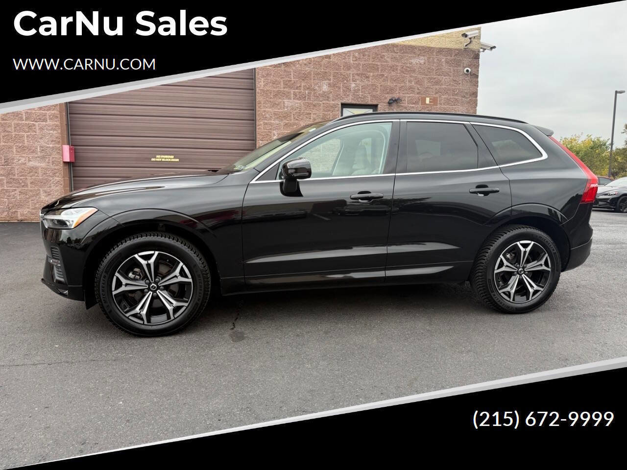 Used 2022 Volvo XC60 B5 Momentum image 1