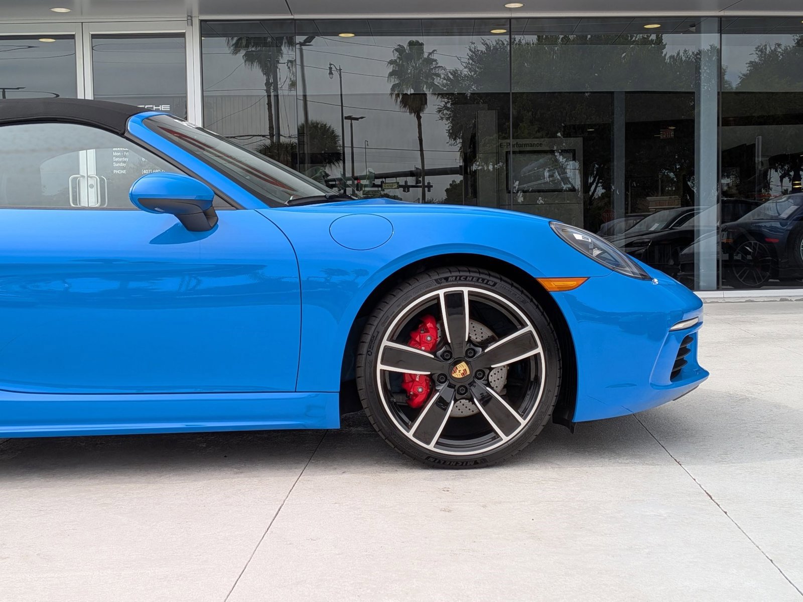 New 2025 Porsche 718 Boxster S image 11