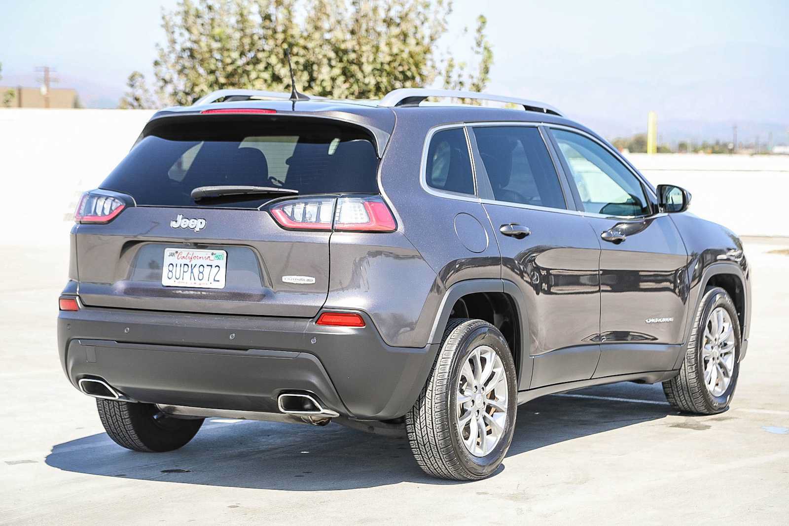 Used 2021 Jeep Cherokee Latitude Lux FWD image 5