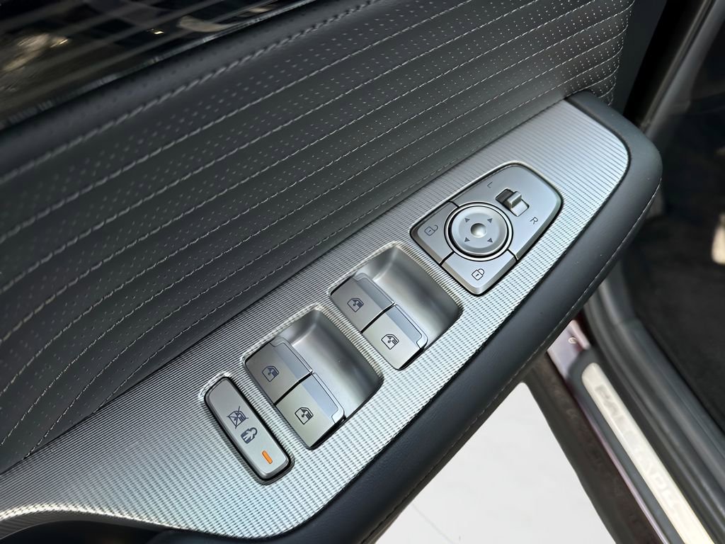 Used 2024 Hyundai Palisade Calligraphy image 20
