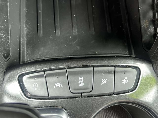 Used 2023 Chevrolet TrailBlazer RS FWD image 32