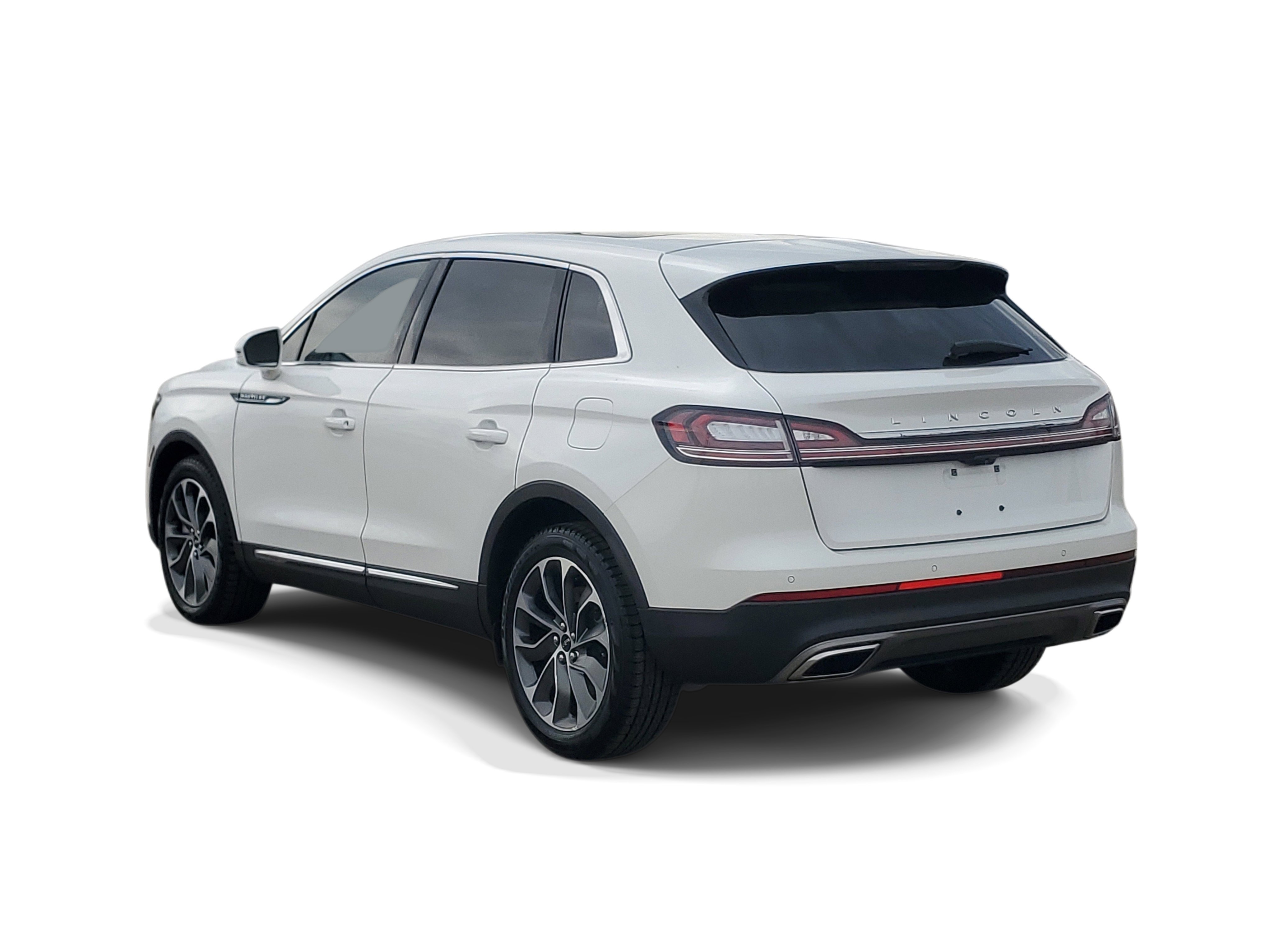 Certified 2023 Lincoln Nautilus Reserve AWD/4WD image 4