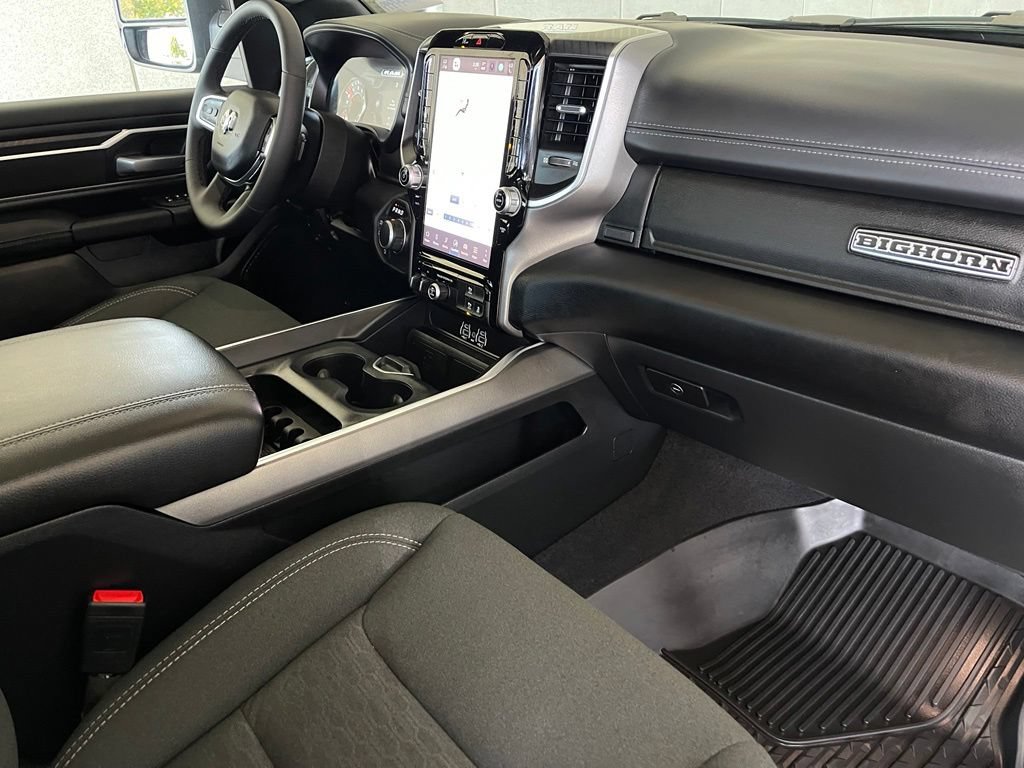 Used 2025 RAM 1500 Big Horn AWD/4WD image 15