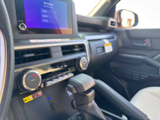 New 2026 Toyota 4Runner SR5 AWD/4WD image 25