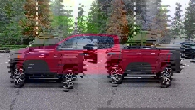 Used 2020 GMC Canyon Denali image 38