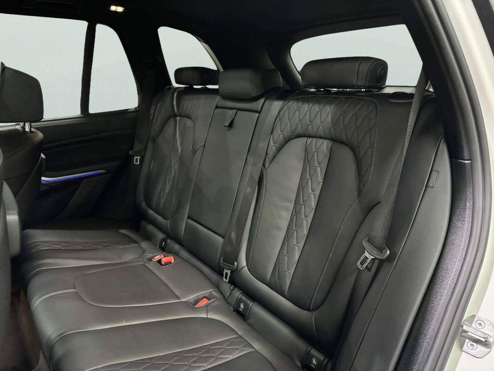 Used 2023 BMW X5 M50i w/ Executive Package AWD/4WD image 33
