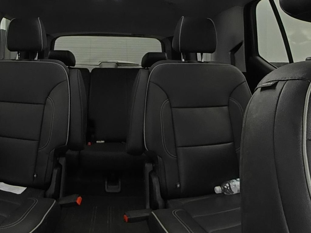 Used 2020 Chevrolet Traverse High Country w/ LPO, Floor Liner Package AWD/4WD image 10