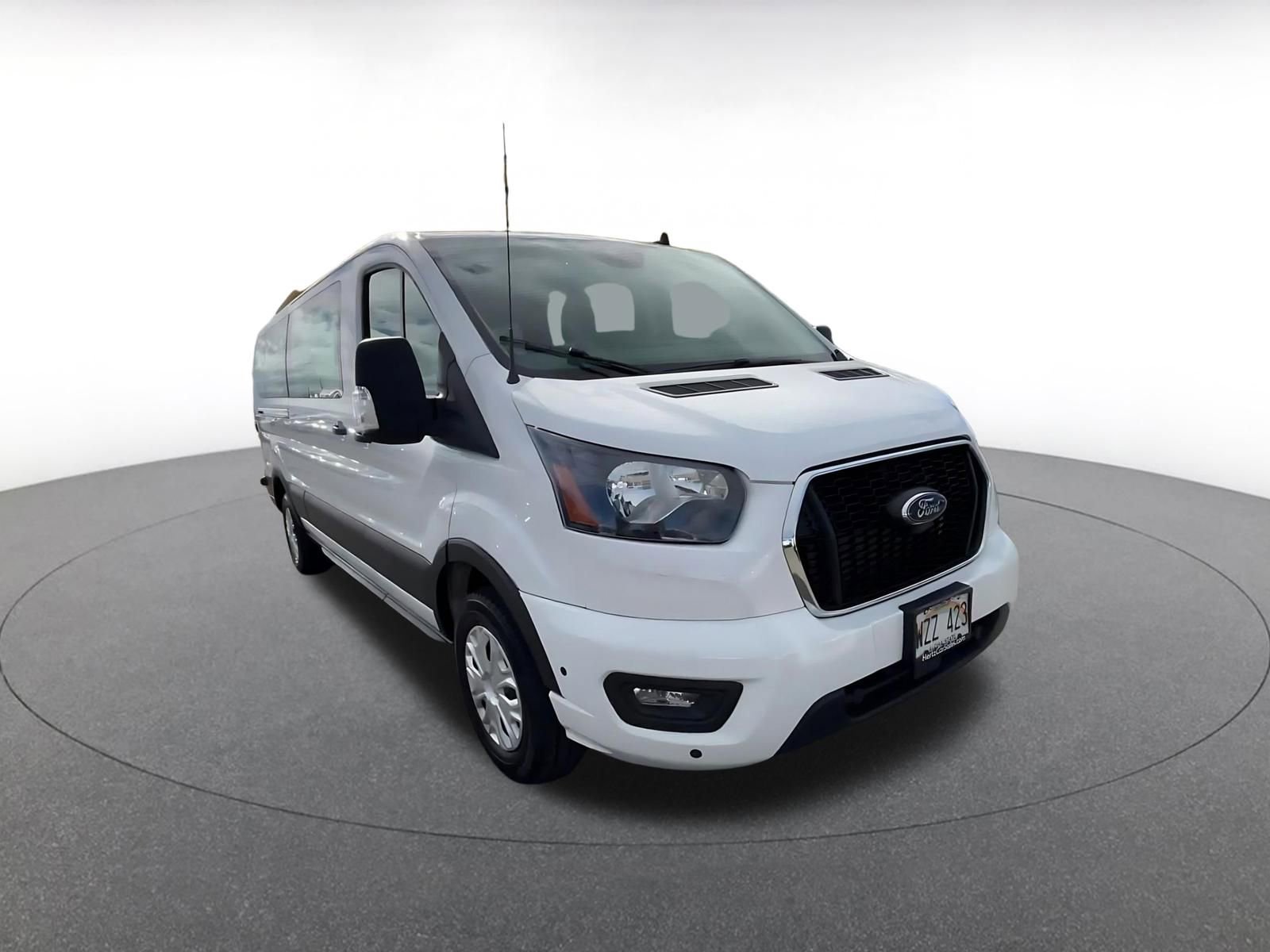 Used 2024 Ford Transit 350 XLT RWD image 3