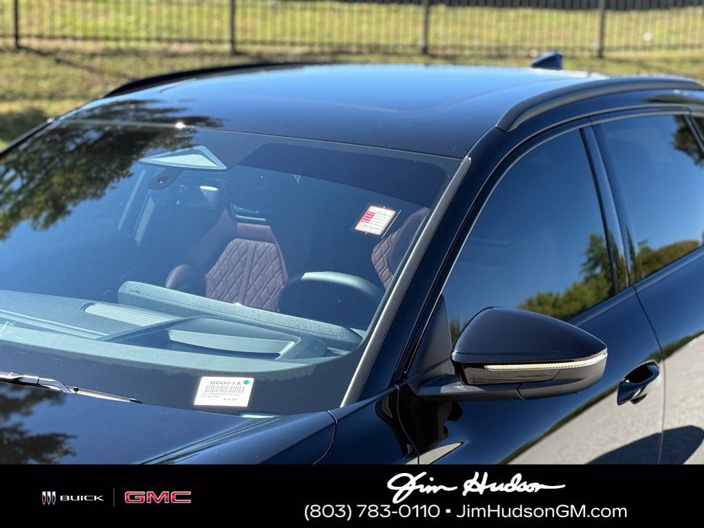 Used 2025 Audi SQ6 e-tron Prestige AWD/4WD image 12