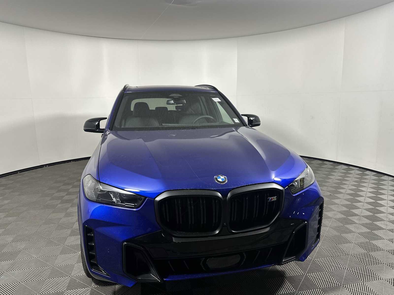 New 2026 BMW X5 M60i w/ Executive Package image 6