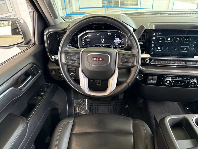 Used 2025 GMC Sierra 1500 SLT AWD/4WD image 13