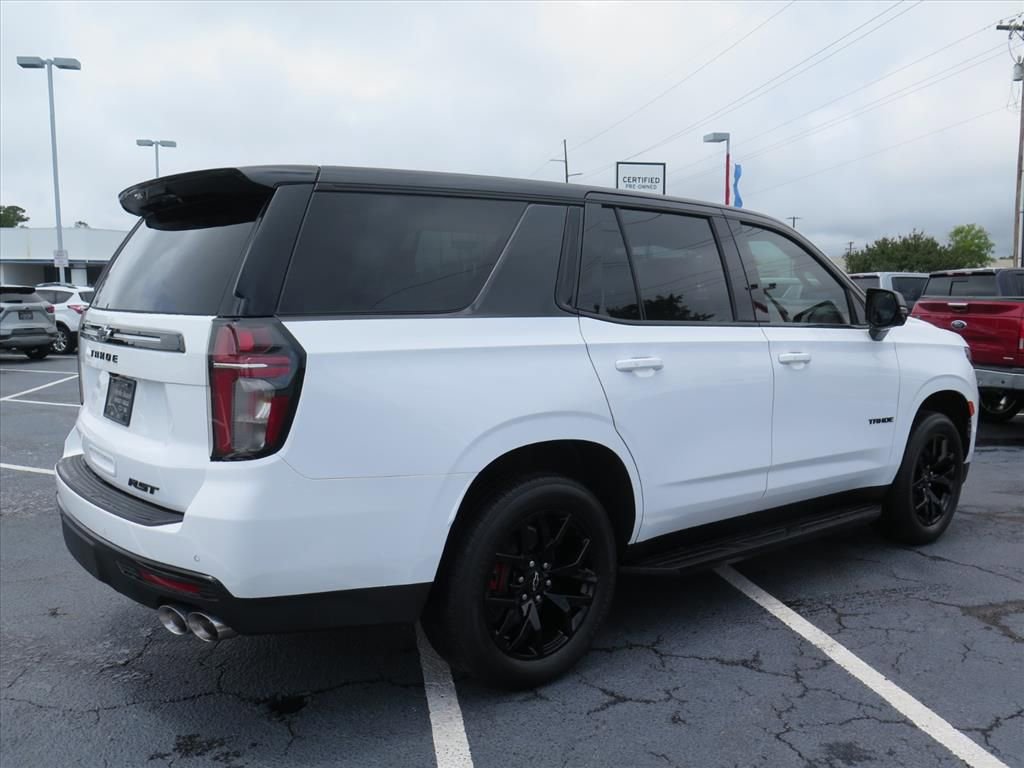 Used 2024 Chevrolet Tahoe RST w/ RST Performance Edition AWD/4WD image 3
