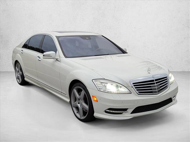 Used 2011 Mercedes-Benz S 550 image 3