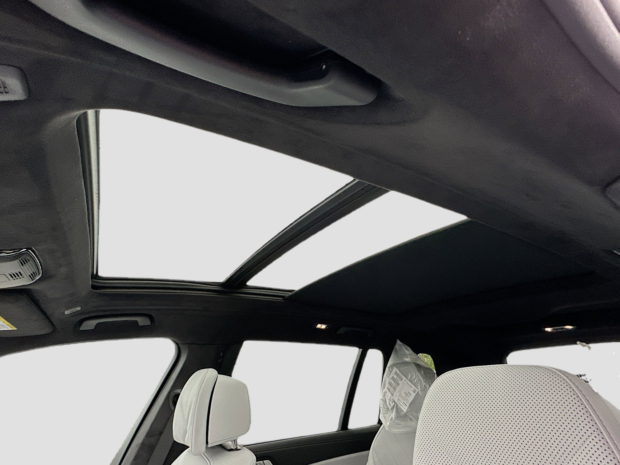 New 2026 BMW X7 xDrive40i w/ M Sport Package image 16