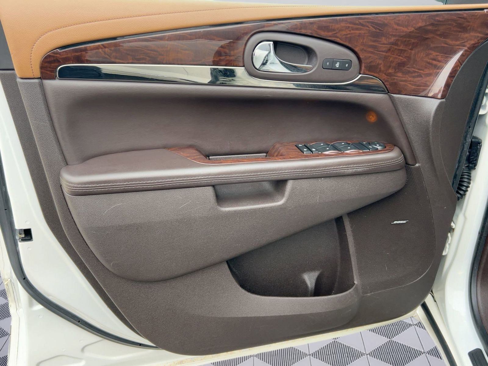 Used 2014 Buick Enclave Leather image 12