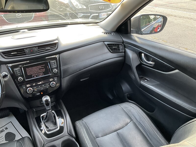 Used 2018 Nissan Rogue SL w/ Premium Package AWD/4WD image 20