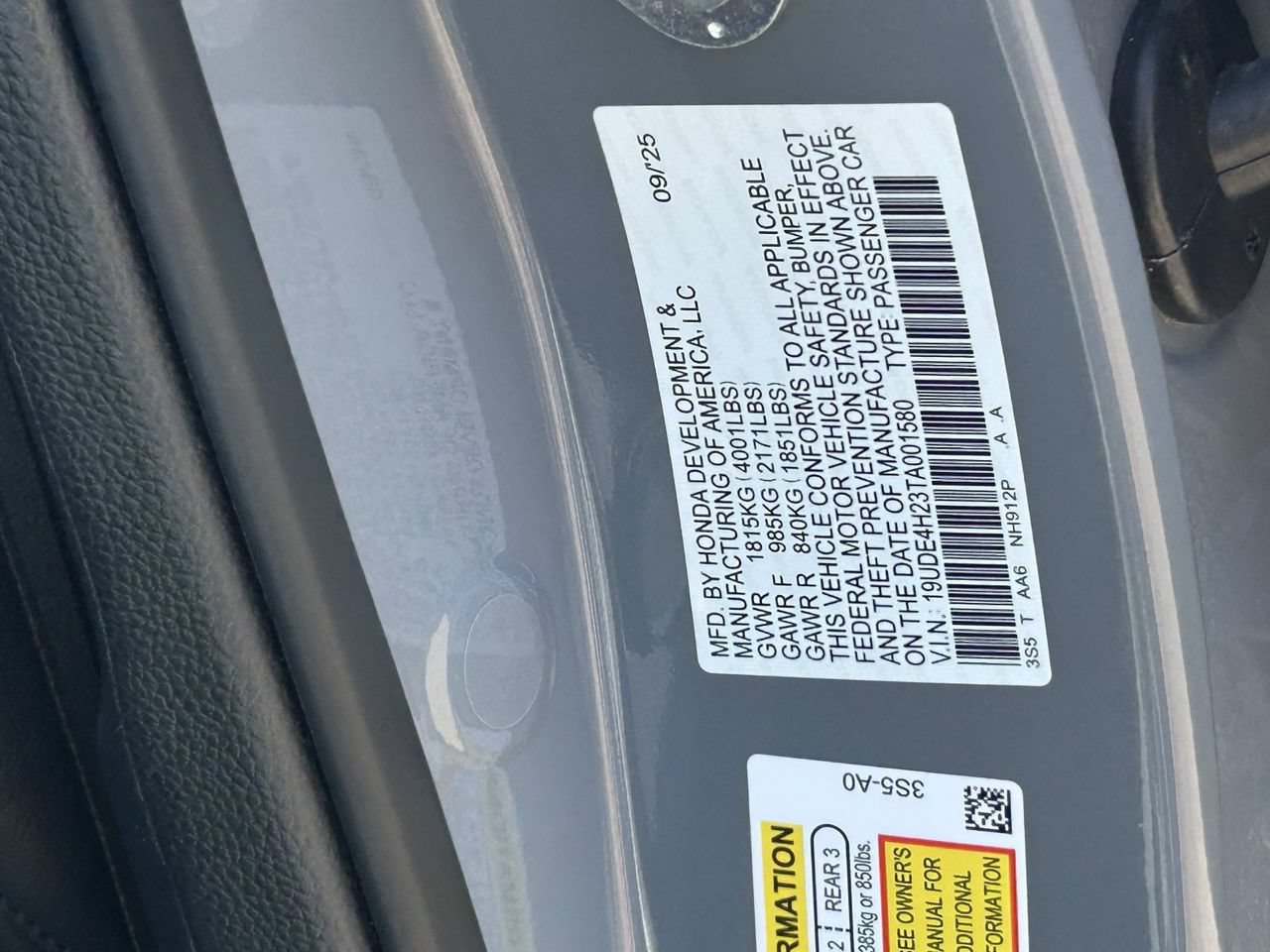 Certified 2026 Acura Integra FWD image 32