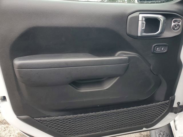 Used 2025 Jeep Wrangler Sport image 10