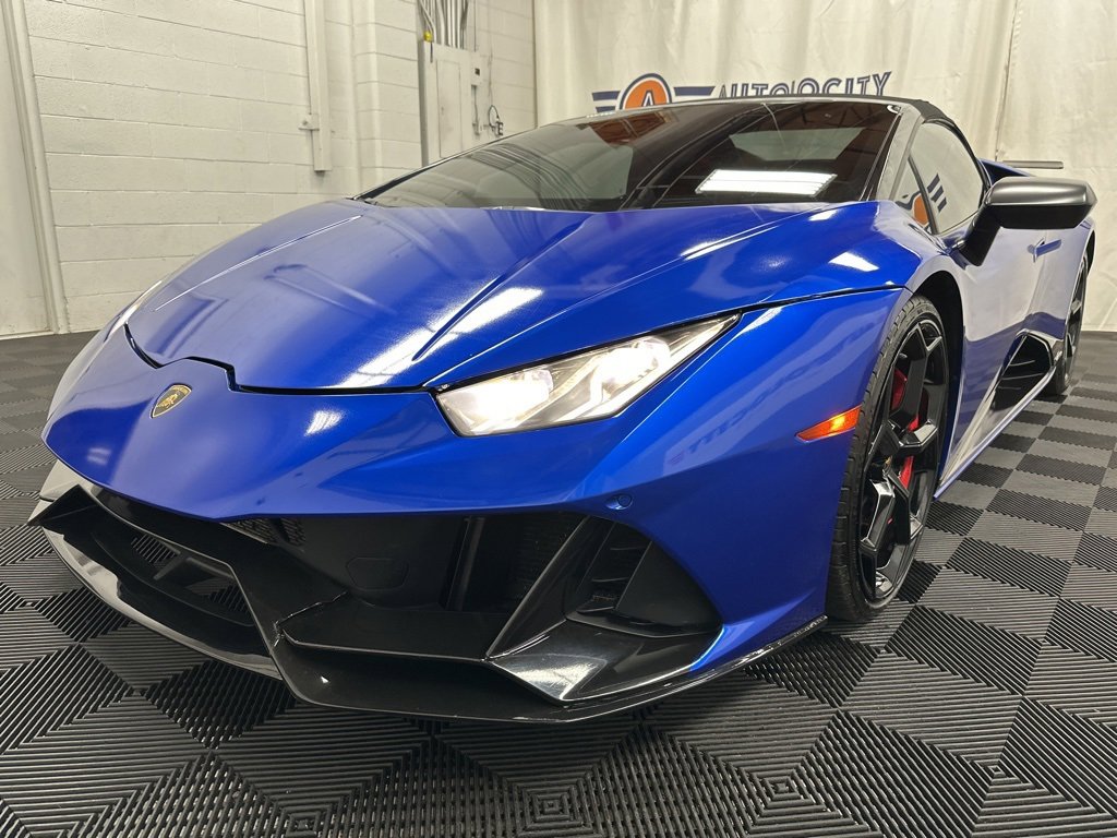 Used 2020 Lamborghini Huracan EVO image 4