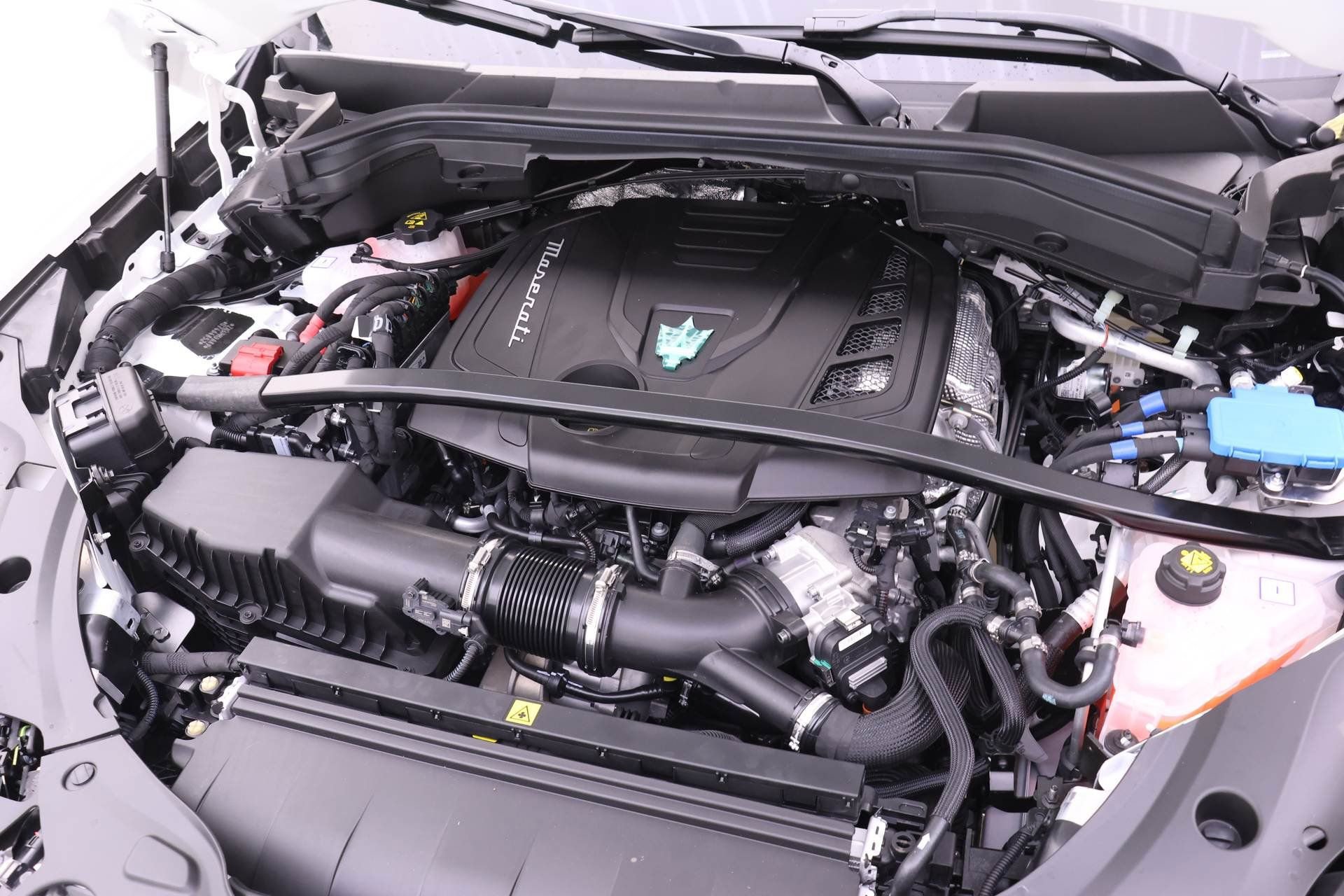 New 2025 Maserati Grecale Modena AWD/4WD image 16