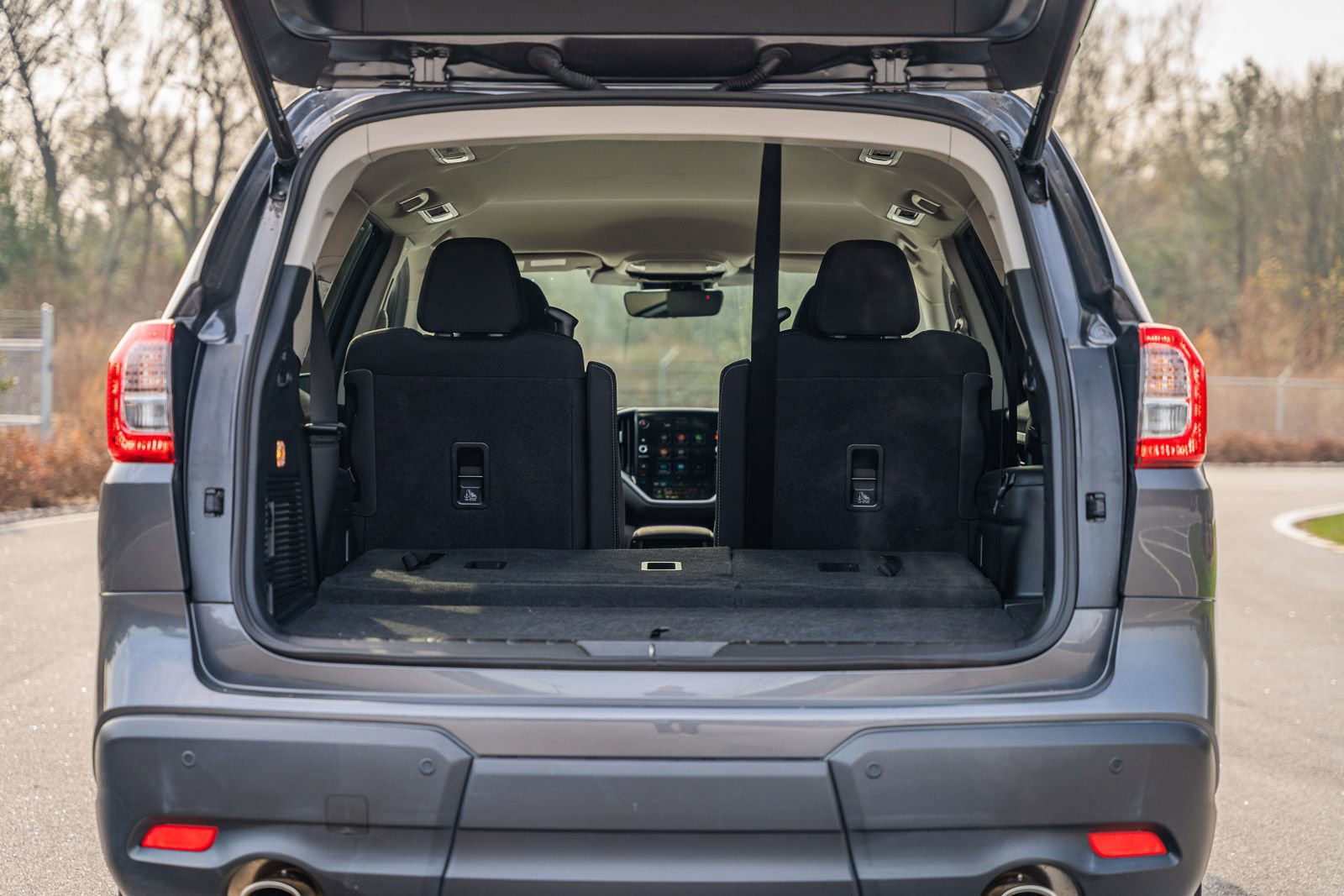 Used 2024 Subaru Ascent Premium w/ Convenience Package image 18