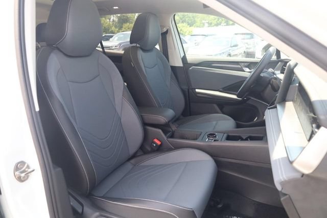 New 2026 Volkswagen Tiguan SE AWD/4WD image 19