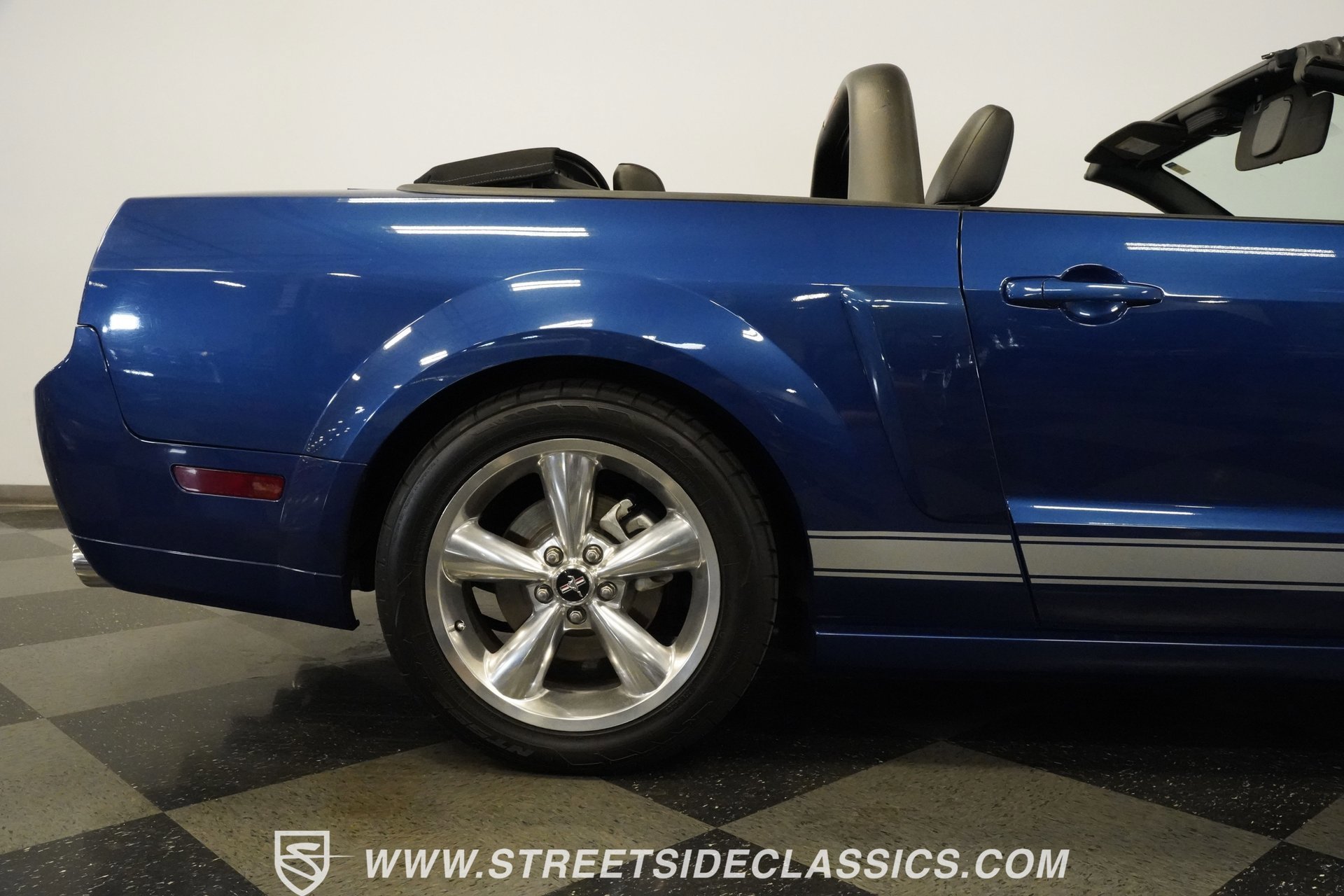 Used 2008 Ford Mustang GT image 33