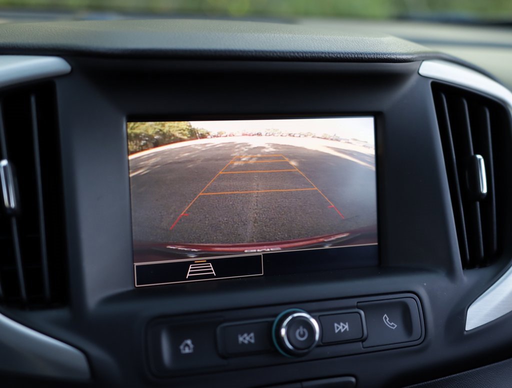 Used 2024 GMC Terrain SLE image 14