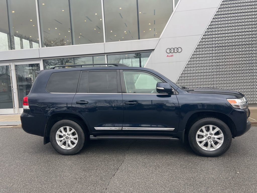 Used 2018 Toyota Land Cruiser image 15