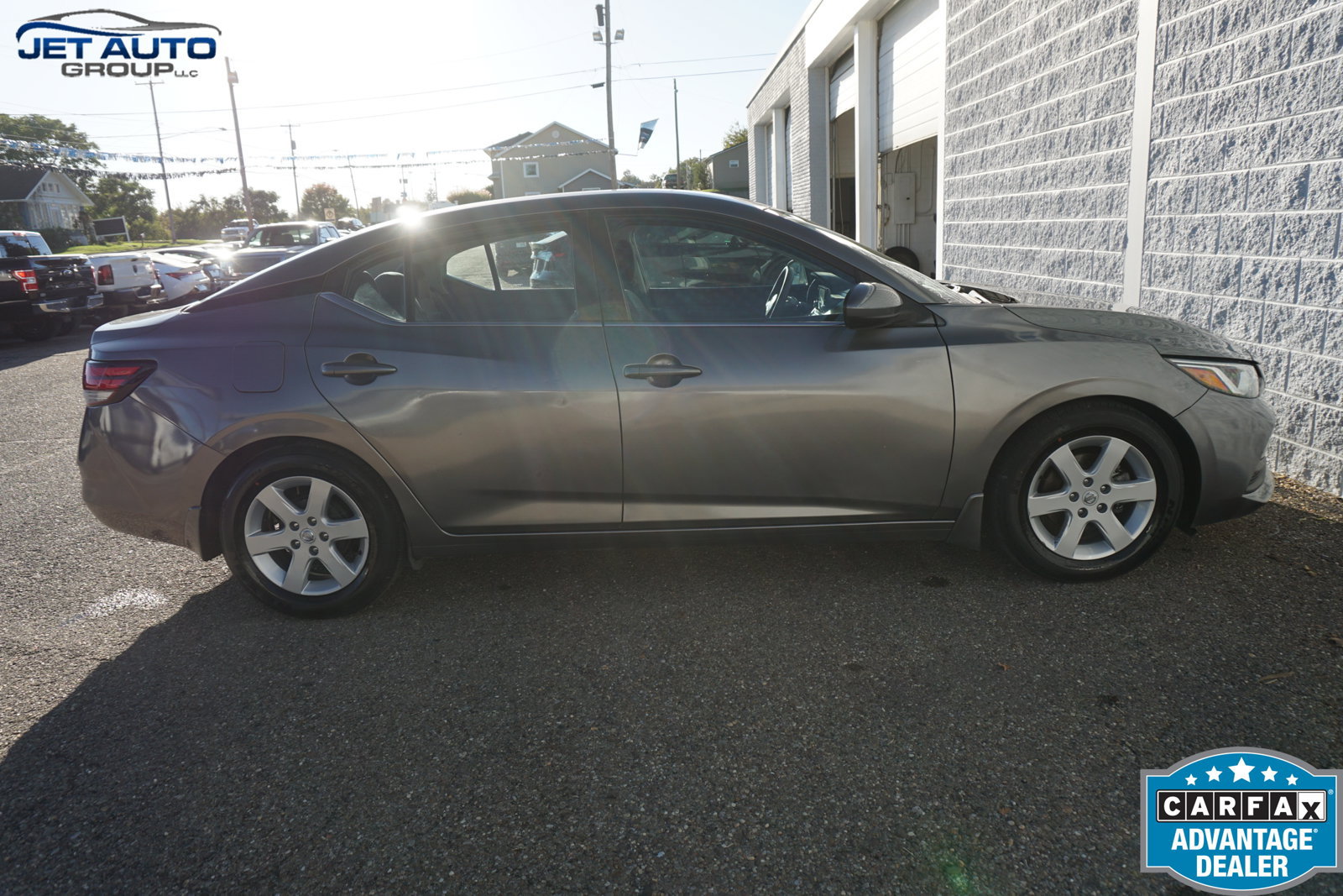 Used 2021 Nissan Sentra SR FWD image 12