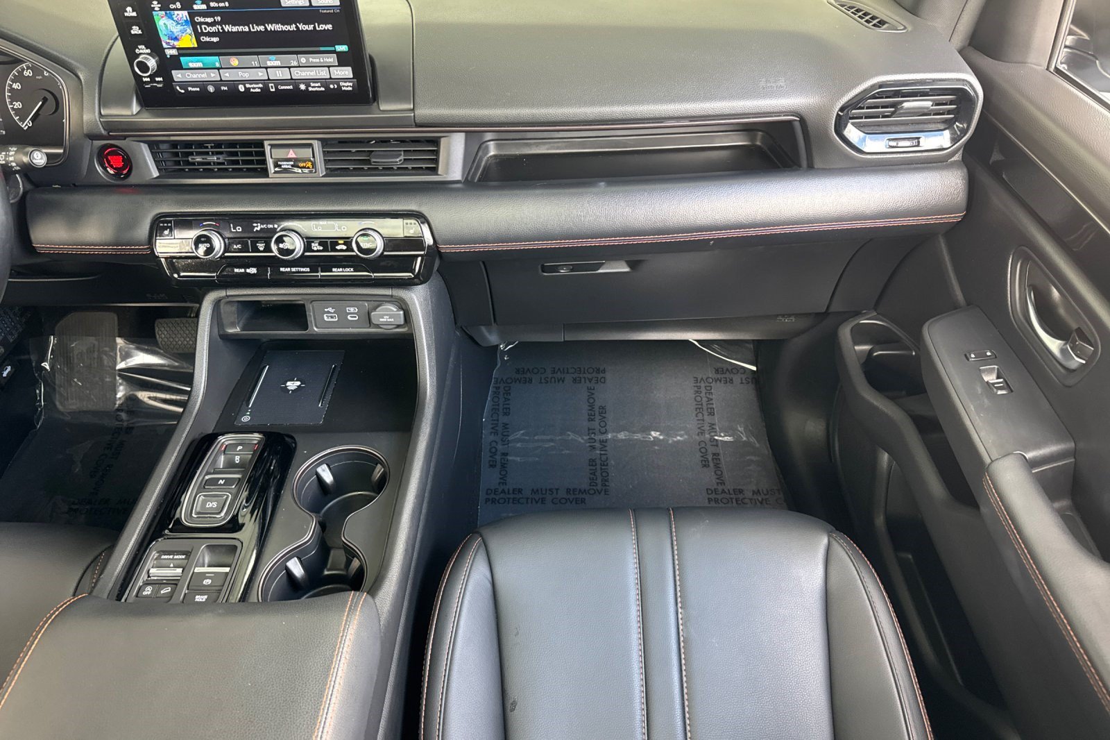 Certified 2025 Honda Pilot TrailSport image 32