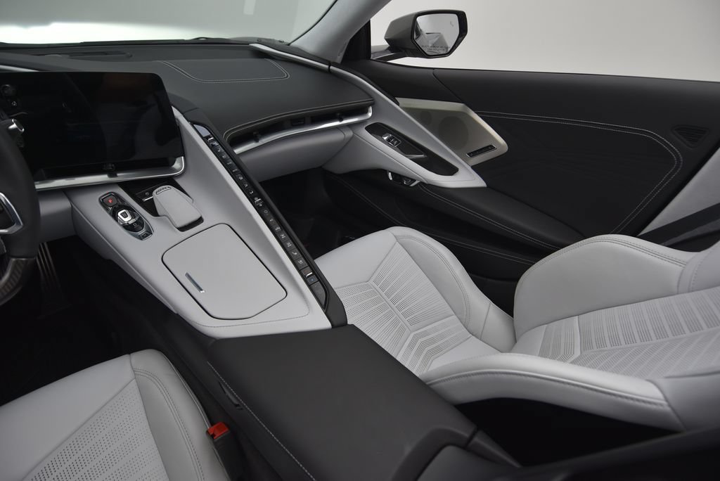 Used 2024 Chevrolet Corvette Z06 RWD image 53