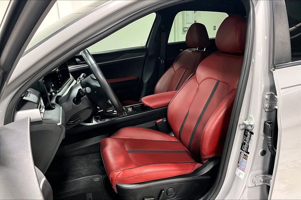 Used 2023 Kia K5 GT-Line w/ GT-Line Premium Package image 32